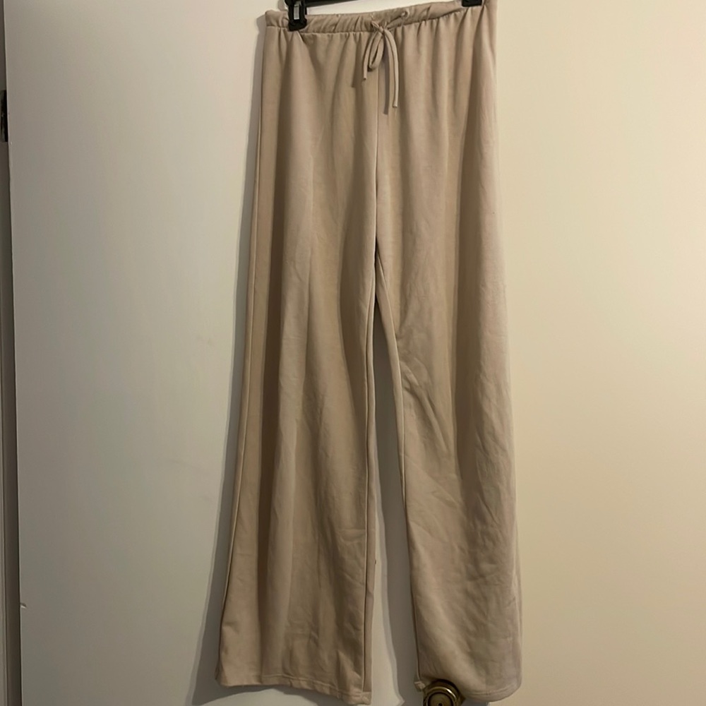 Pink lily joggers, lounge pants, size medium but fit like a small